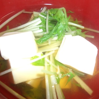 水菜と豆腐のすまし汁